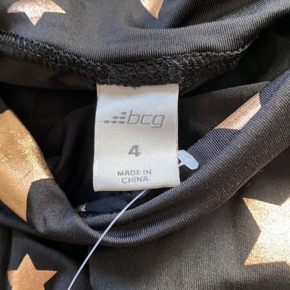 Toddler Metallic Star Print Leggings - Picture 2 of 3